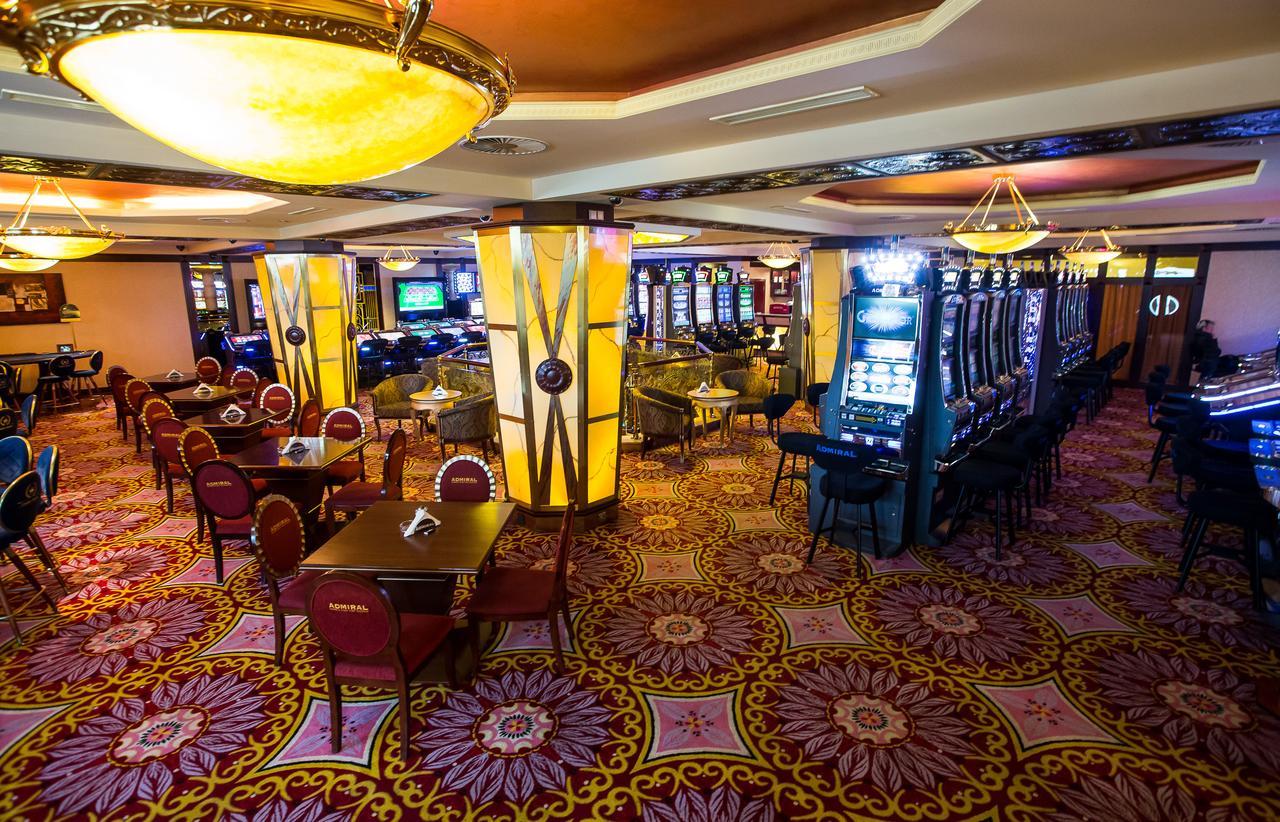 Casino & Hotel Royal Ceska Kubice Luaran gambar